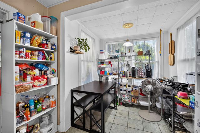 2822 Marigold Avenue, Fort Worth, TX 76111