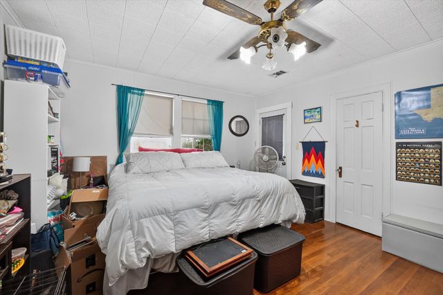 2822 Marigold Avenue, Fort Worth, TX 76111
