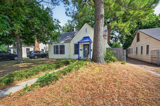 2822 Marigold Avenue, Fort Worth, TX 76111
