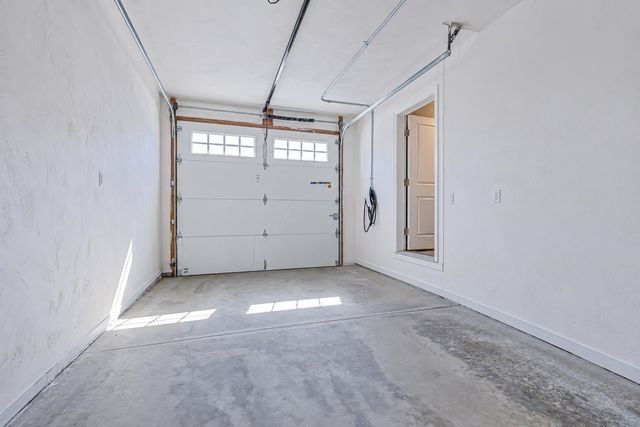 7 Dumaine Ave Unit K, Nashua, NH 03063