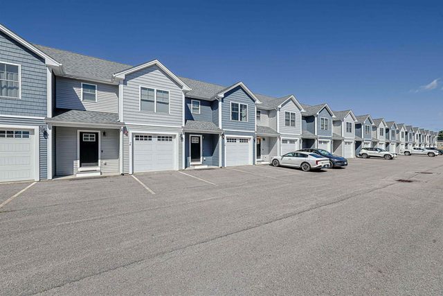 7 Dumaine Ave Unit K, Nashua, NH 03063