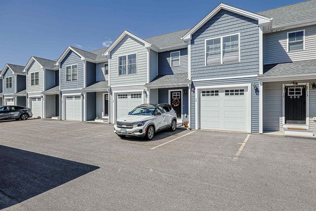 7 Dumaine Ave Unit K, Nashua, NH 03063