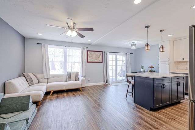 7 Dumaine Ave Unit K, Nashua, NH 03063