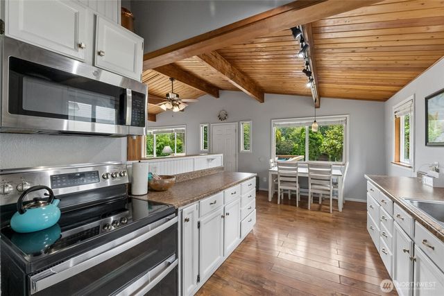 1636 Hemlock Drive, Camano Island, WA 98282