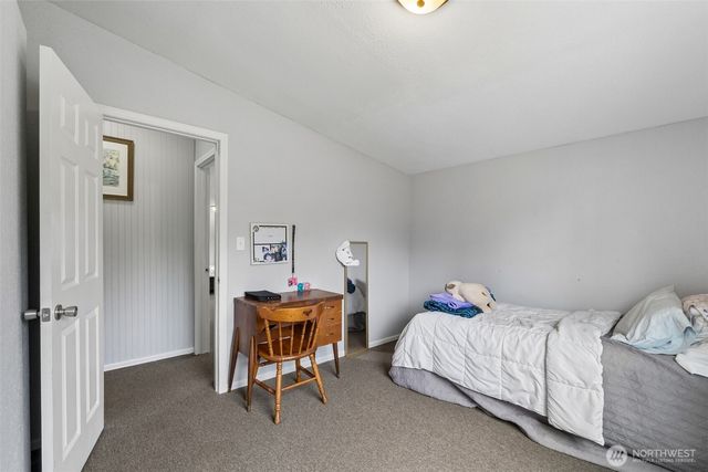 1636 Hemlock Drive, Camano Island, WA 98282
