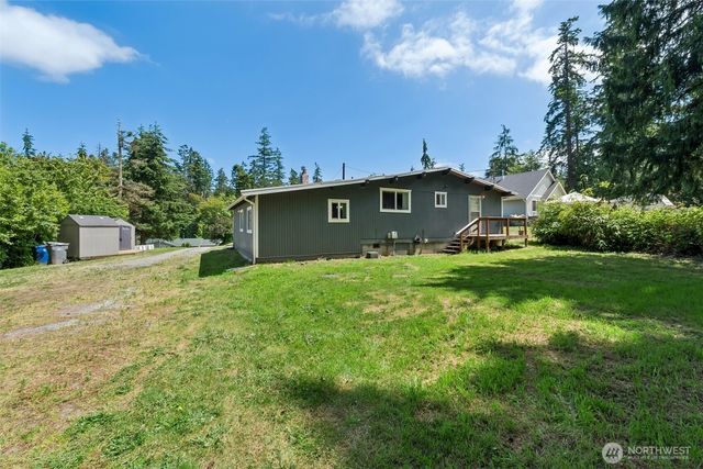 1636 Hemlock Drive, Camano Island, WA 98282