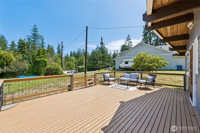 1636 Hemlock Drive, Camano Island, WA 98282