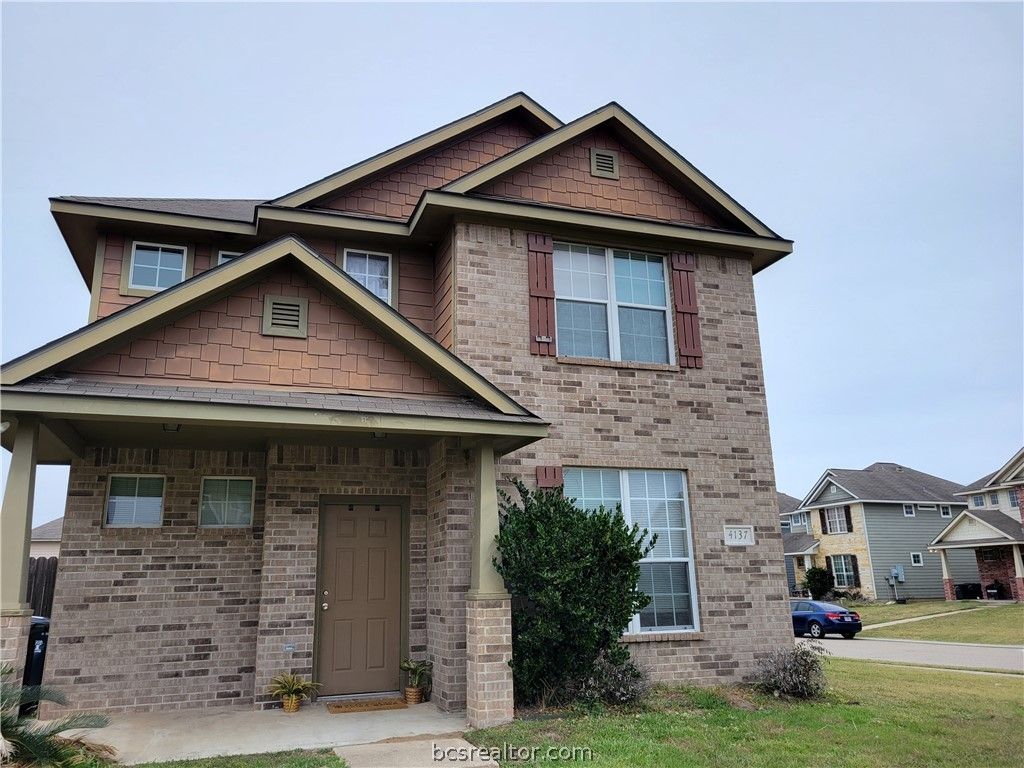 4137 McFarland Drive, College Station, TX 77845
