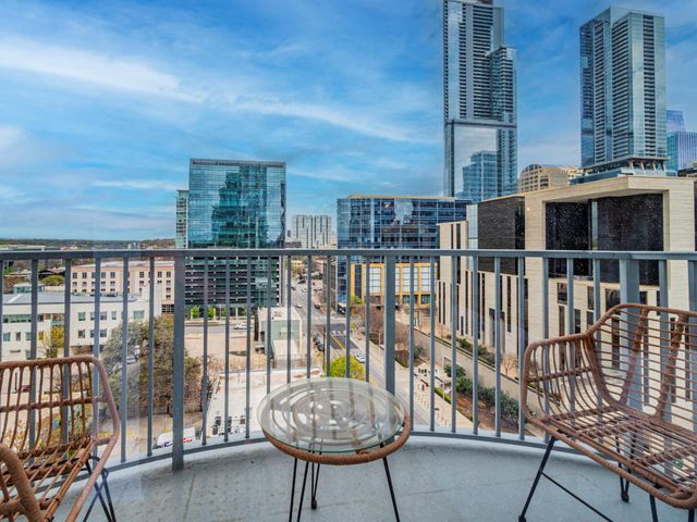 360 Nueces ST 1018, Austin, TX 78701