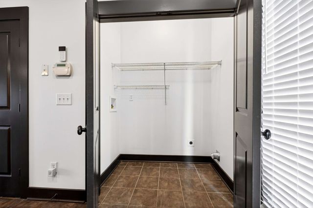 2220 Smedley Ln, Antioch, TN 37013