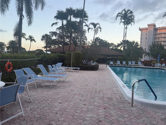 3010 N Course Drive 207, Pompano Beach, FL 33069