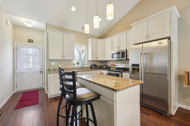 4224 Rymark Court, Shakopee, MN 55379