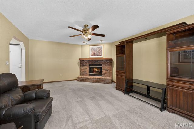 801 Green Haven Drive, Swansea, IL 62226