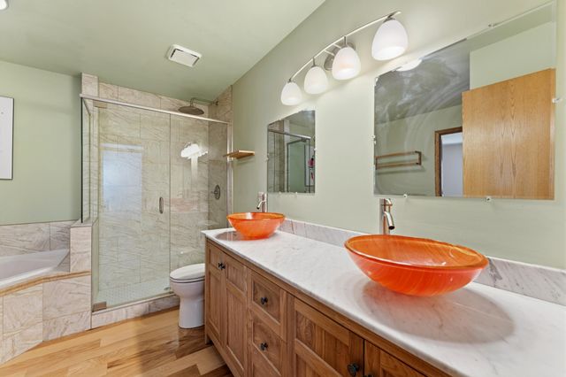 18262 Cascade Drive, Eden Prairie, MN 55347