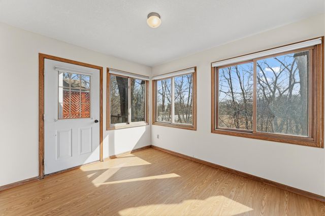 18262 Cascade Drive, Eden Prairie, MN 55347