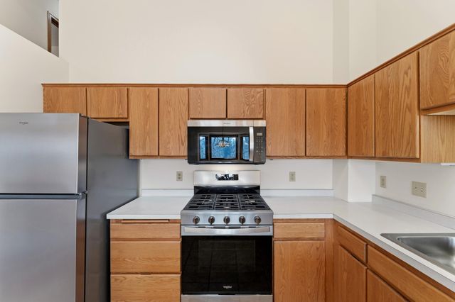 18262 Cascade Drive, Eden Prairie, MN 55347