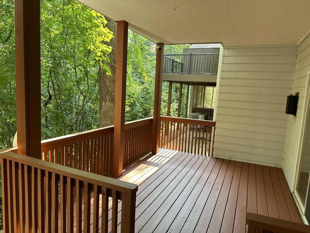 18262 Cascade Drive, Eden Prairie, MN 55347