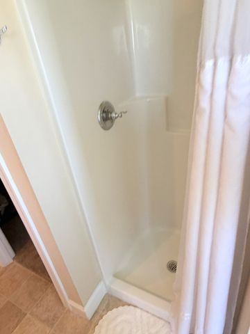 1001 Meadowview Dr, Spring Hill, TN 37174