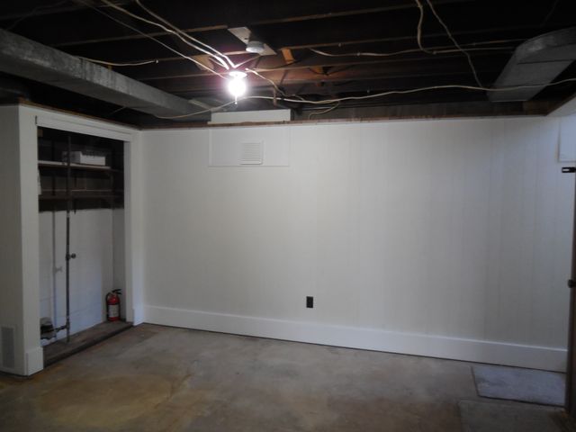 611 Dixon Avenue, Rock Falls, IL 61071