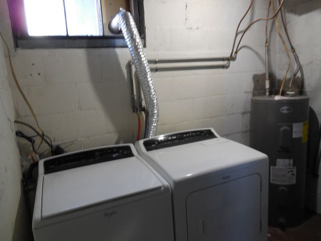 611 Dixon Avenue, Rock Falls, IL 61071