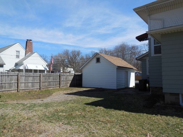 611 Dixon Avenue, Rock Falls, IL 61071