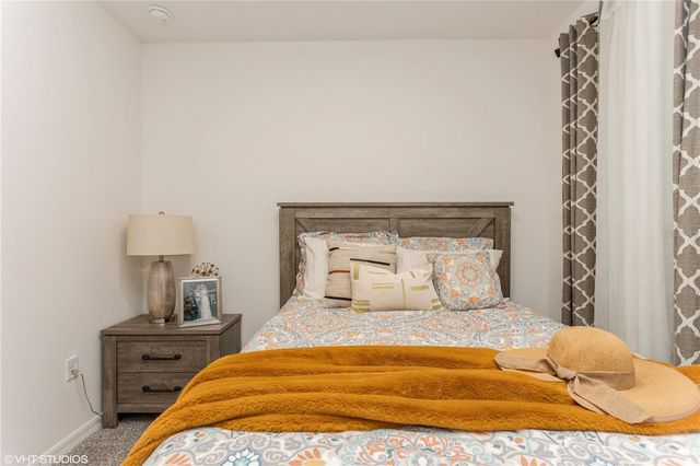 6985 WILSON PASTURE AVENUE, Groveland, FL 34736