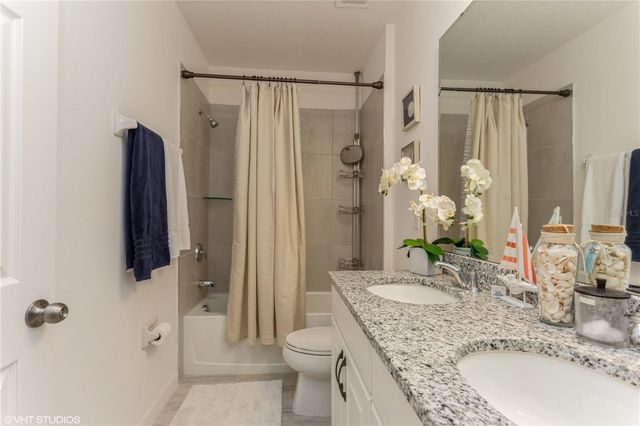 6985 WILSON PASTURE AVENUE, Groveland, FL 34736