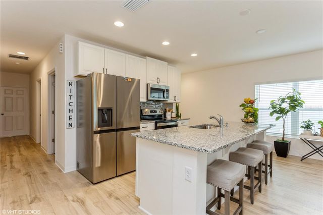 6985 WILSON PASTURE AVENUE, Groveland, FL 34736