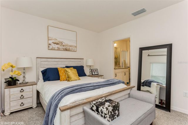 6985 WILSON PASTURE AVENUE, Groveland, FL 34736