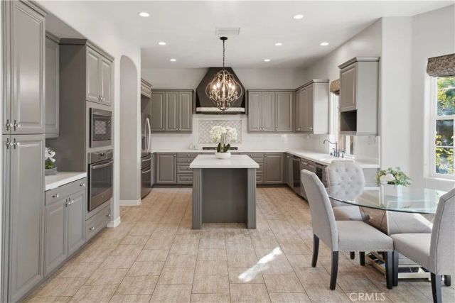 26911 Beverly Glen Court, Valencia, CA 91355