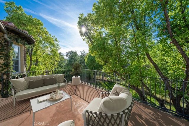 26911 Beverly Glen Court, Valencia, CA 91355