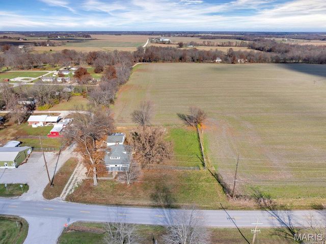 1011 Benton Street, Montgomery City, MO 63361