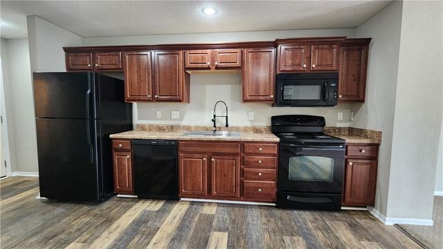 12277 Fox Creek Drive, Platte City, MO 64079