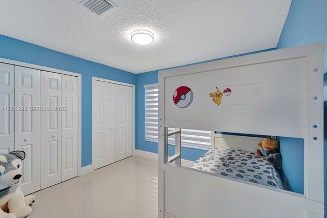 14003 N Cypress Cove Circle, Davie, FL 33325