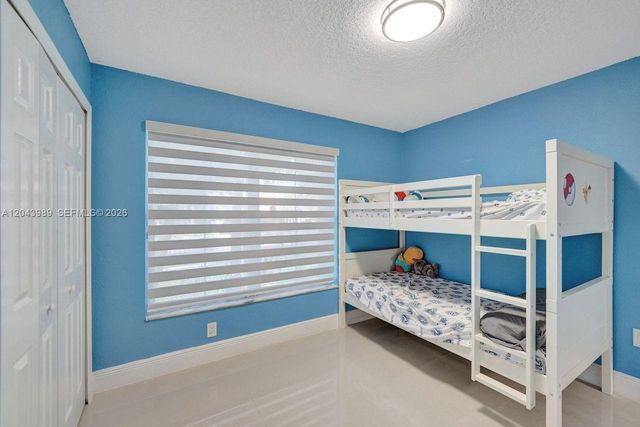 14003 N Cypress Cove Circle, Davie, FL 33325