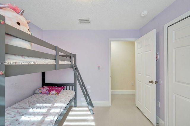 14003 N Cypress Cove Circle, Davie, FL 33325