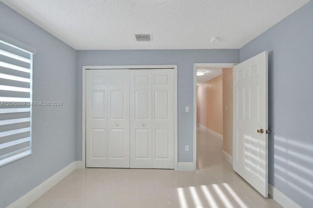 14003 N Cypress Cove Circle, Davie, FL 33325