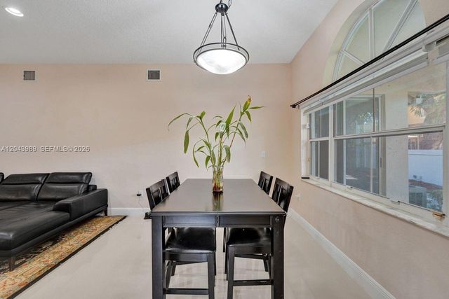 14003 N Cypress Cove Circle, Davie, FL 33325