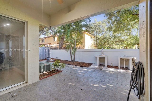 14003 N Cypress Cove Circle, Davie, FL 33325