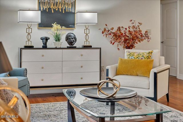 8 Wall Street APT 106, Clifton Park, NY 12065