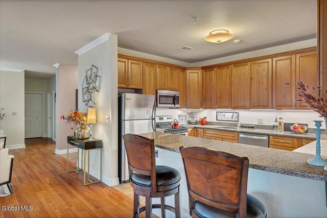 8 Wall Street APT 106, Clifton Park, NY 12065