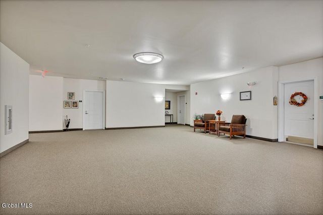 8 Wall Street APT 106, Clifton Park, NY 12065