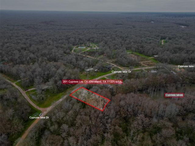 201 Cypress Lakes Circle, Cleveland, TX 77327