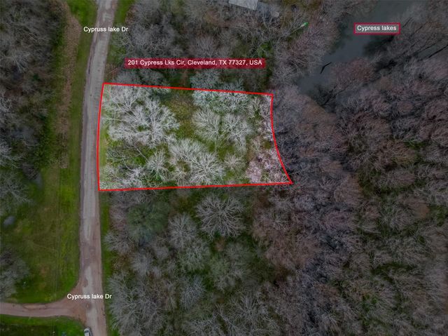 201 Cypress Lakes Circle, Cleveland, TX 77327