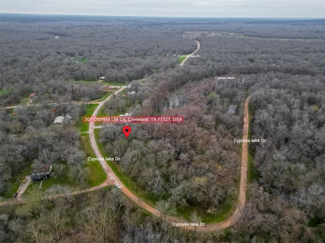201 Cypress Lakes Circle, Cleveland, TX 77327