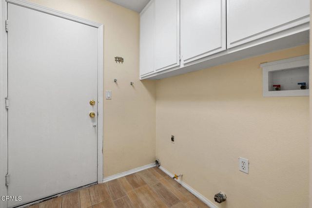 286 Golden Fern Court, Simi Valley, CA 93065