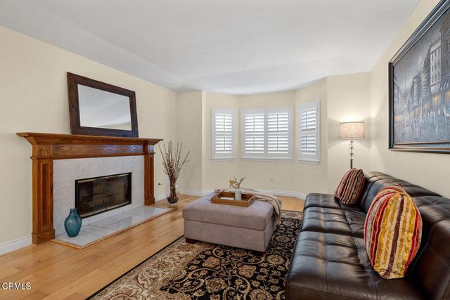 286 Golden Fern Court, Simi Valley, CA 93065