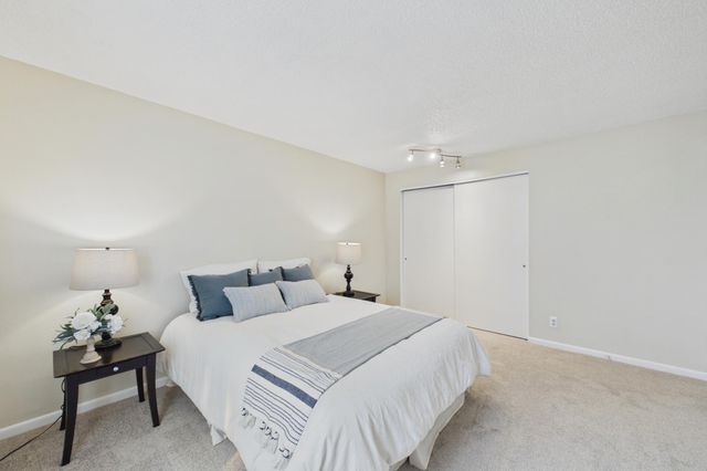 760 County Road F W 702, Shoreview, MN 55126