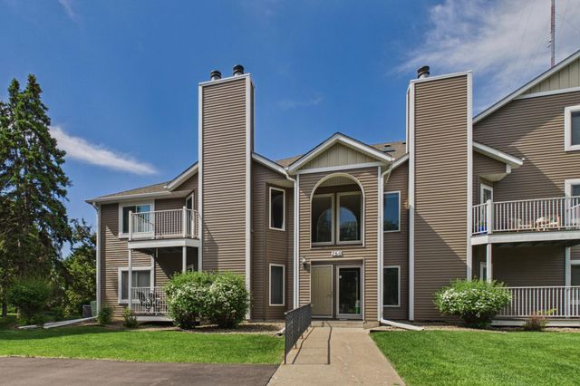 760 County Road F W 702, Shoreview, MN 55126
