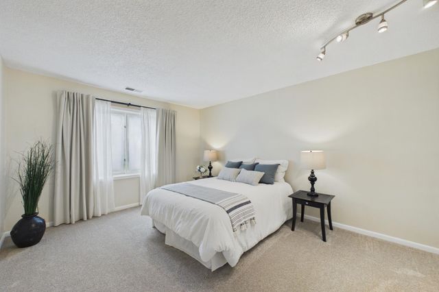 760 County Road F W 702, Shoreview, MN 55126